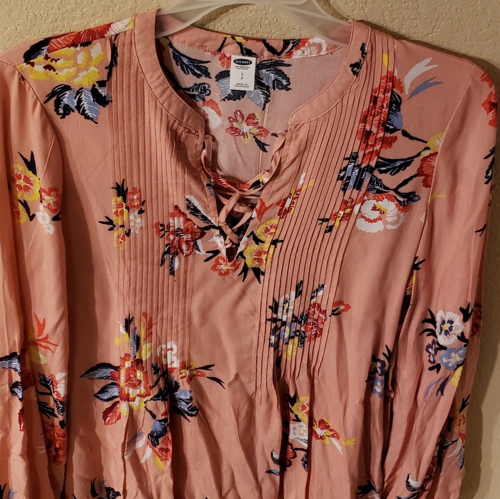 Old Navy Pink with multicolored floral blouse